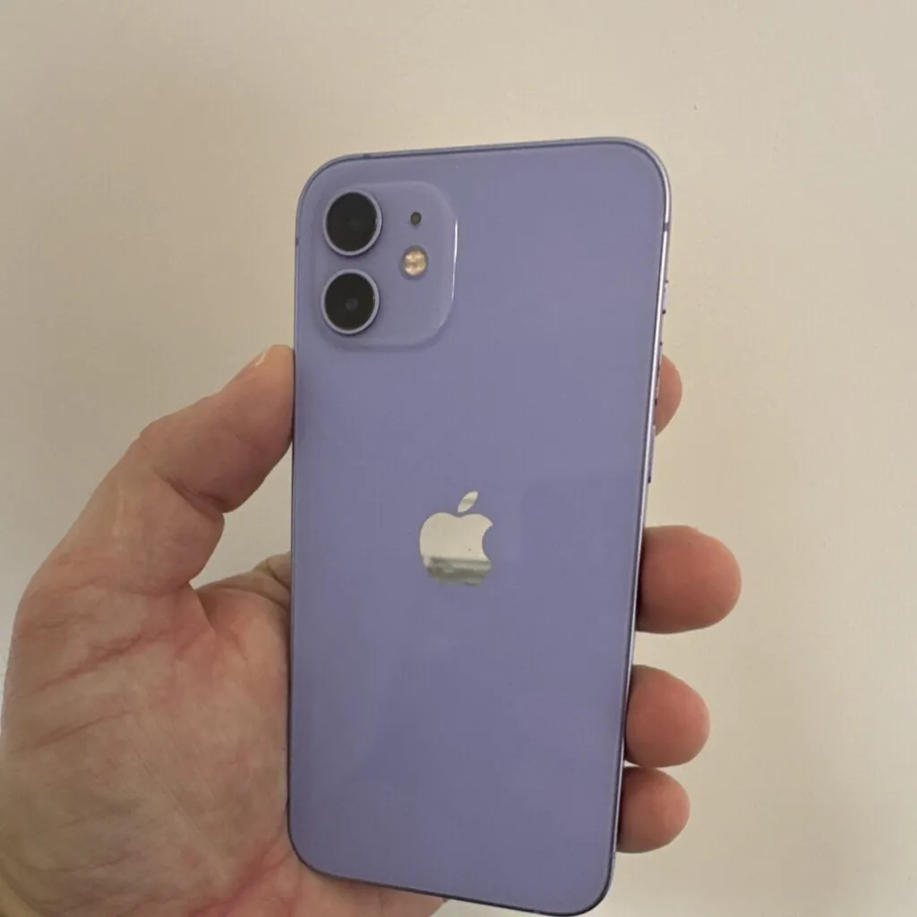 Apple iPhone 12 64GB Purple Factory Unlocked Bar Wi-Fi Bluetooth MJNE3LL/A