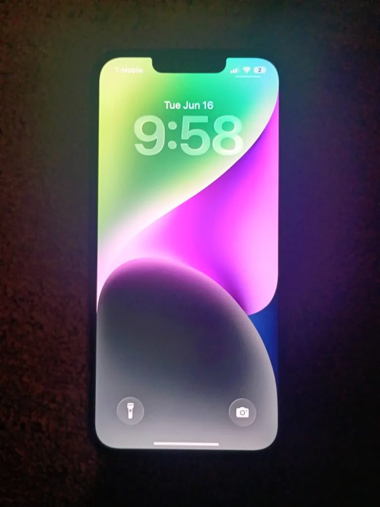 Apple iPhone 14 – 128 GB – Midnight (T-Mobile) Minor Scratches