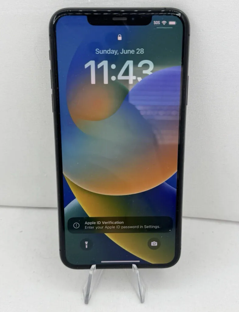 Apple iPhone 11 Pro Max 64GB Gray Unlocked GSM Face ID iOS 16.6.1 A13