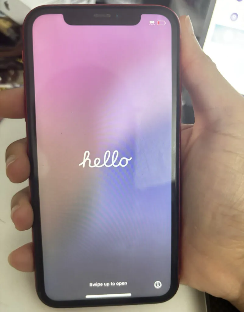 UNLOCKED Apple iPhone 11 RED 64GB Red iOS Smartphone 12MP Camera
