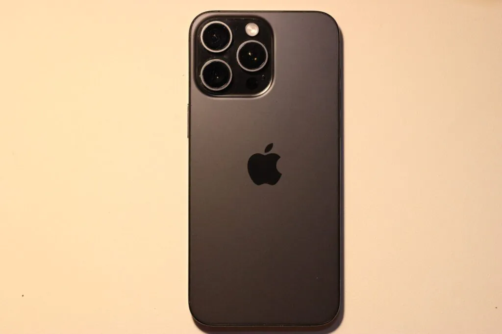 Apple IPhone 15 Pro Max 256GB ATT Locked