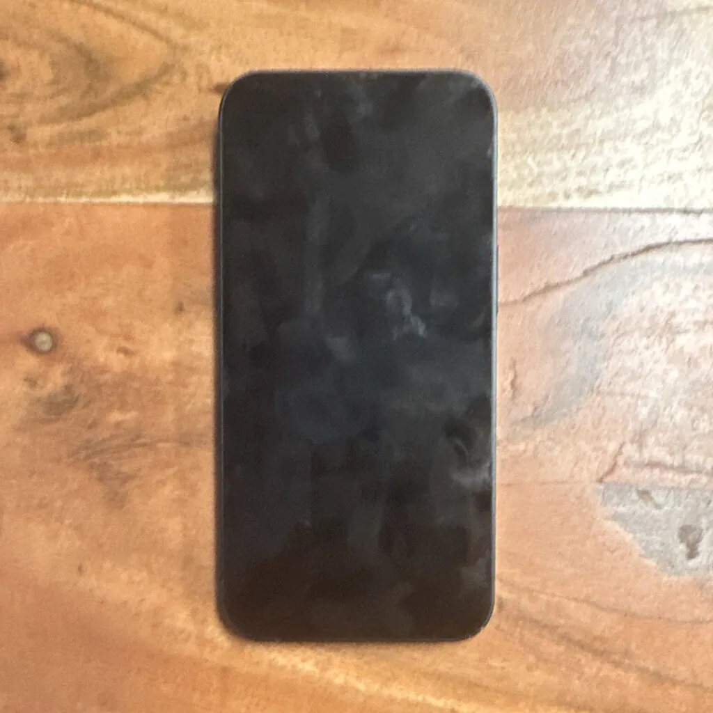 Apple iPhone 14 128GB Black Bar Smartphone 12MP Camera – Used