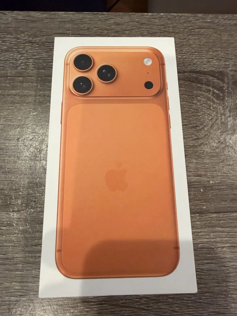 Apple iPhone 17 Pro Max A3257 256GB Unlocked Cosmic Orange