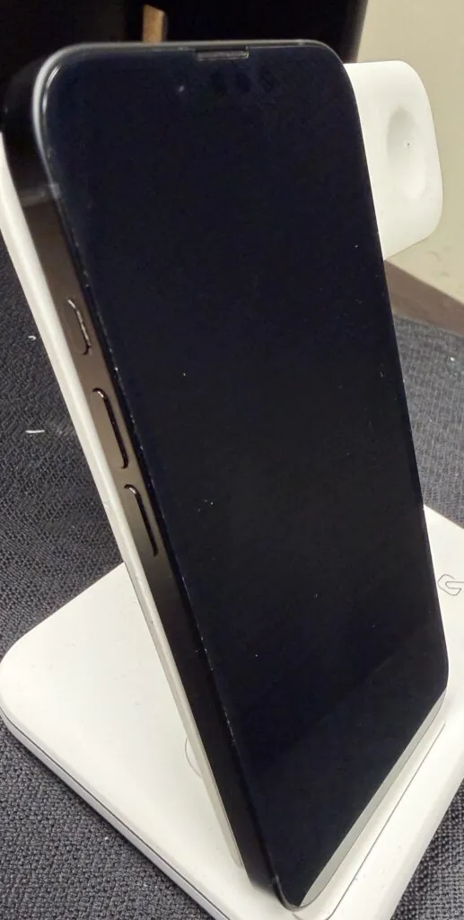 Apple iPhone 16e Smartphone Unlocked, Black, 128GB, MD0D4LL/A, A3212