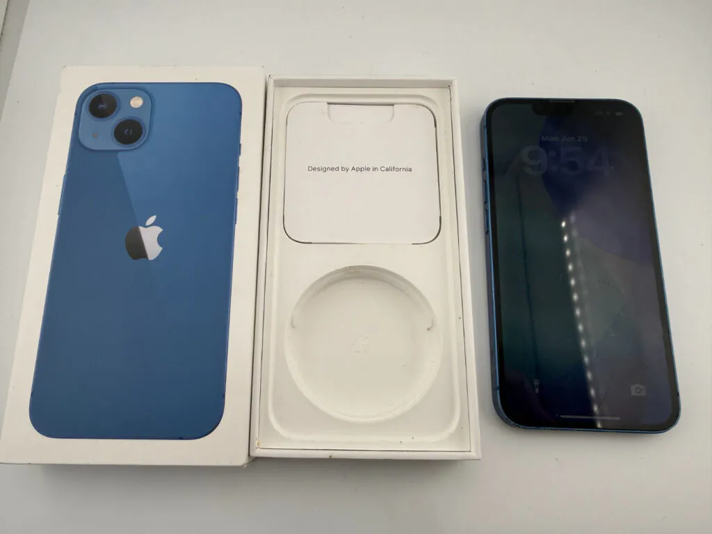 Apple iPhone 13 A2482 128GB  Blue UNLOCKED