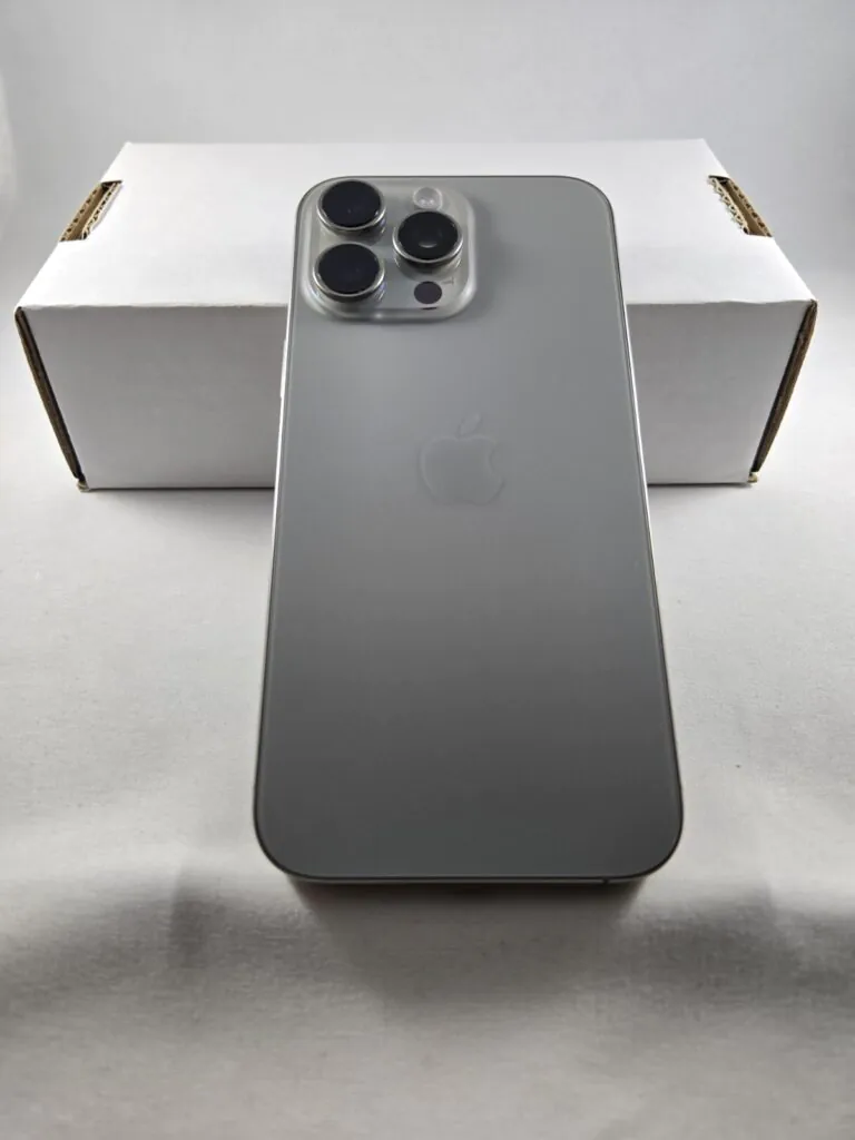 iPhone 16 Pro Max 256gb Natural  Titanium AT&T