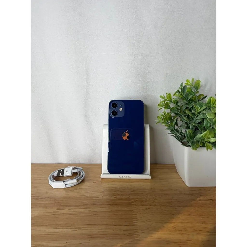 Apple iPhone 12 Mini 64GB in Blue – Fully Unlocked – Good Condition