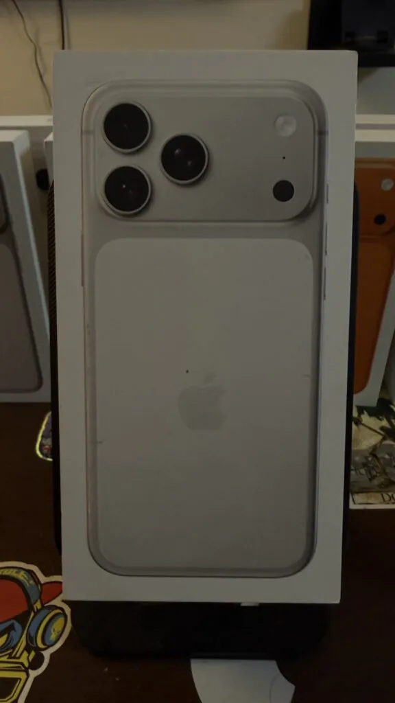 Brand new Apple iPhone 17 Pro Max Silver Unlocked