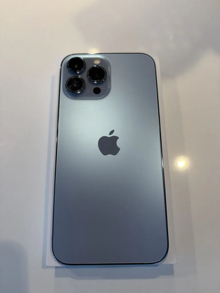 iPhone 13 Pro Max 128GB Sierra Blue, Unlocked, Mint Condition