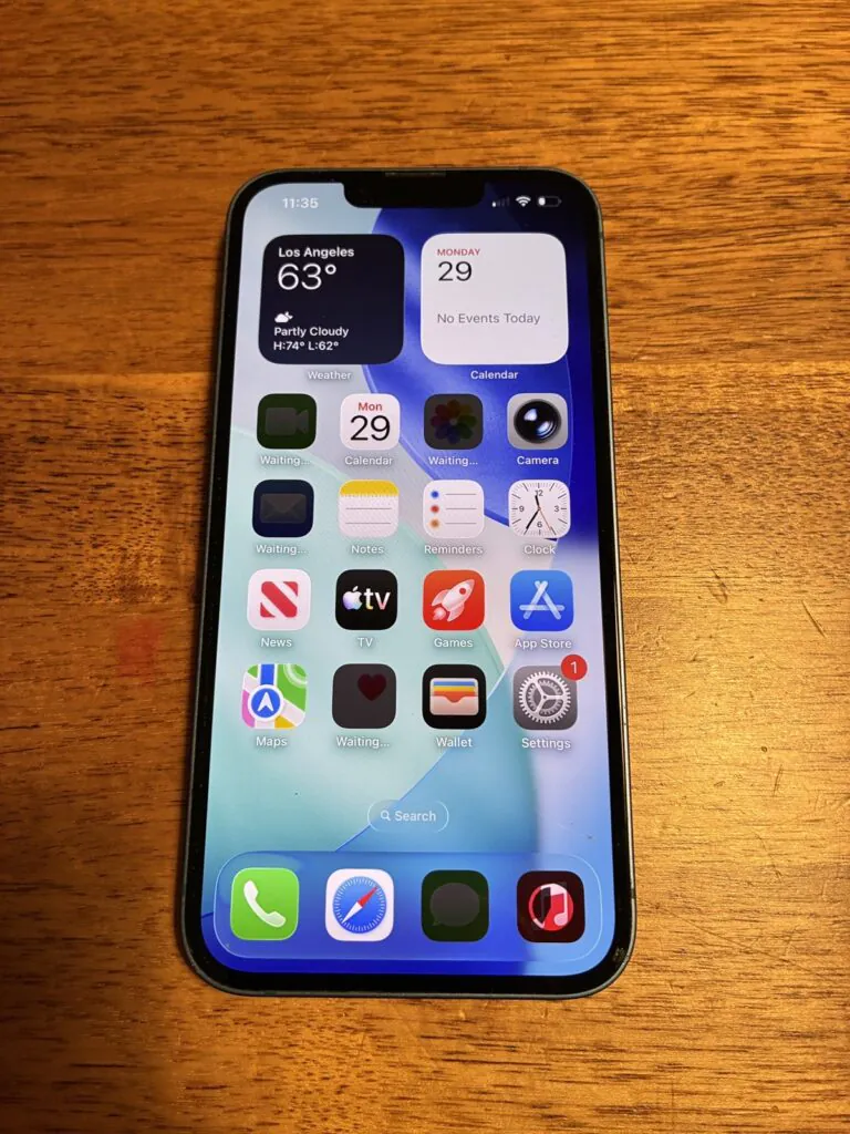 Apple iPhone 13 – 256GB – Unlocked – Excellent Condition