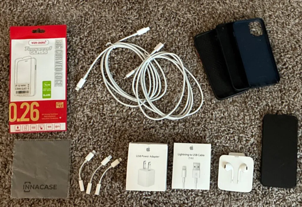 Apple iPhone 12 Mini Unlocked with 20+ Accessories