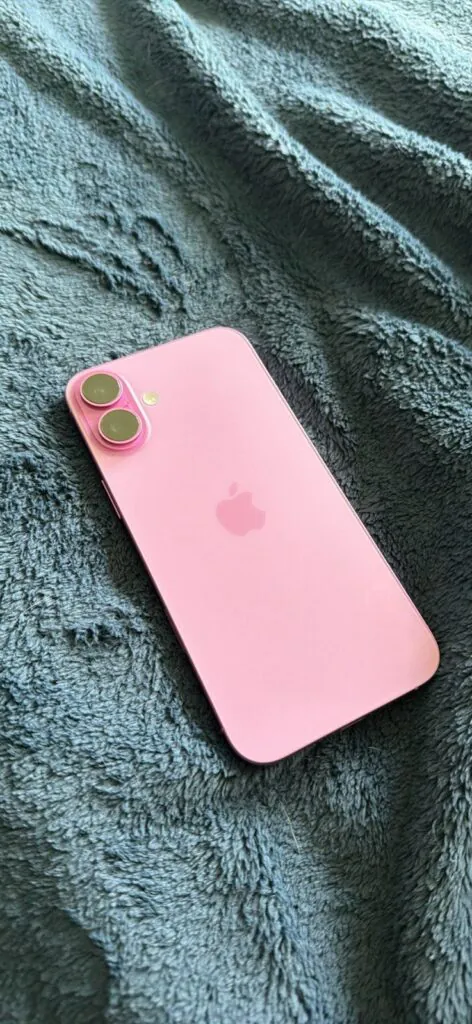 Apple iPhone 16 Plus 128GB Pink Unlocked iOS 6.1in 12MP Open Box