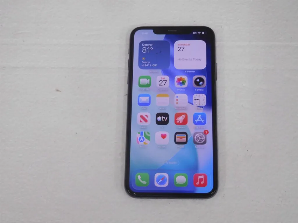 unlocked Apple iphone 11 Pro Max MWFW2LL/A 256GB Smartphone (read) #281 (L7)