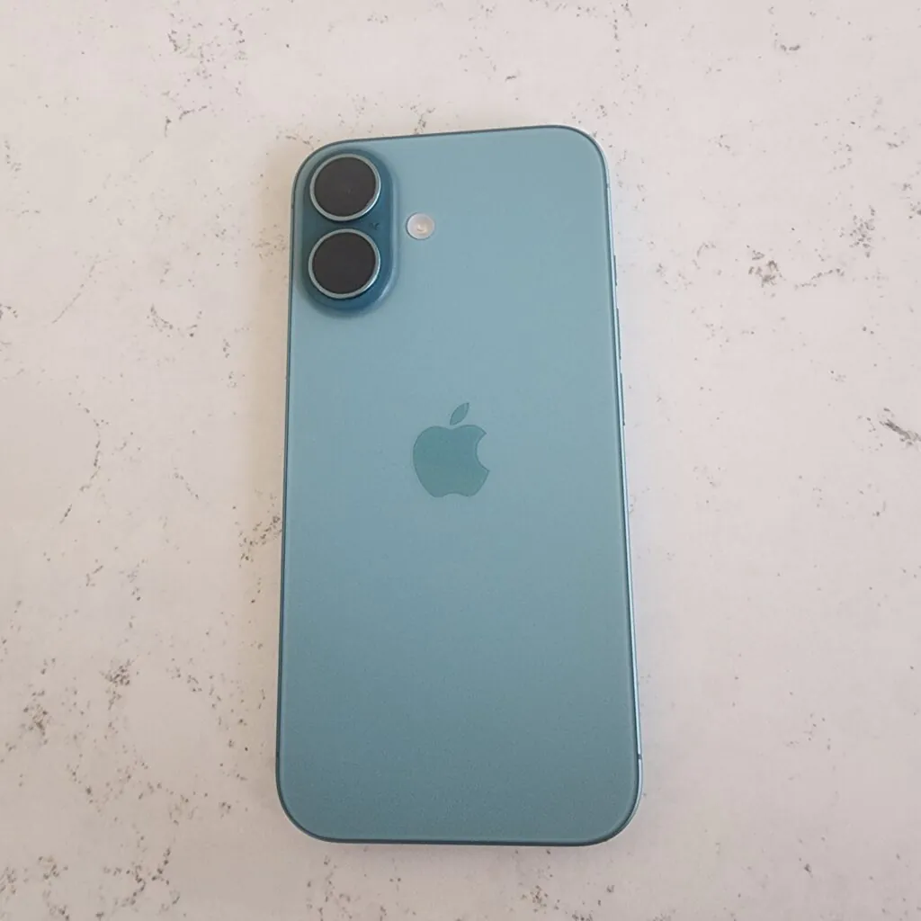 Apple iPhone 16 – 128 GB – Teal (T-Mobile) Checks Esn