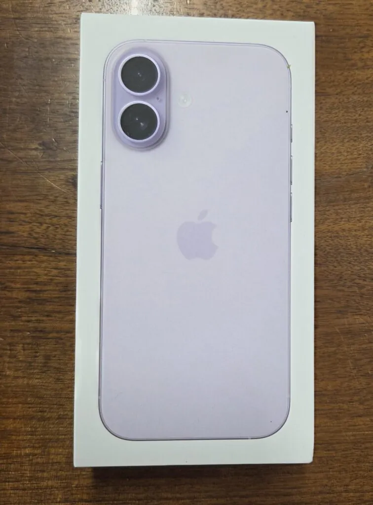 Apple iPhone 17 – 256GB – Lavender – (AT&T)  New Sealed – Check Imei Sim As Is