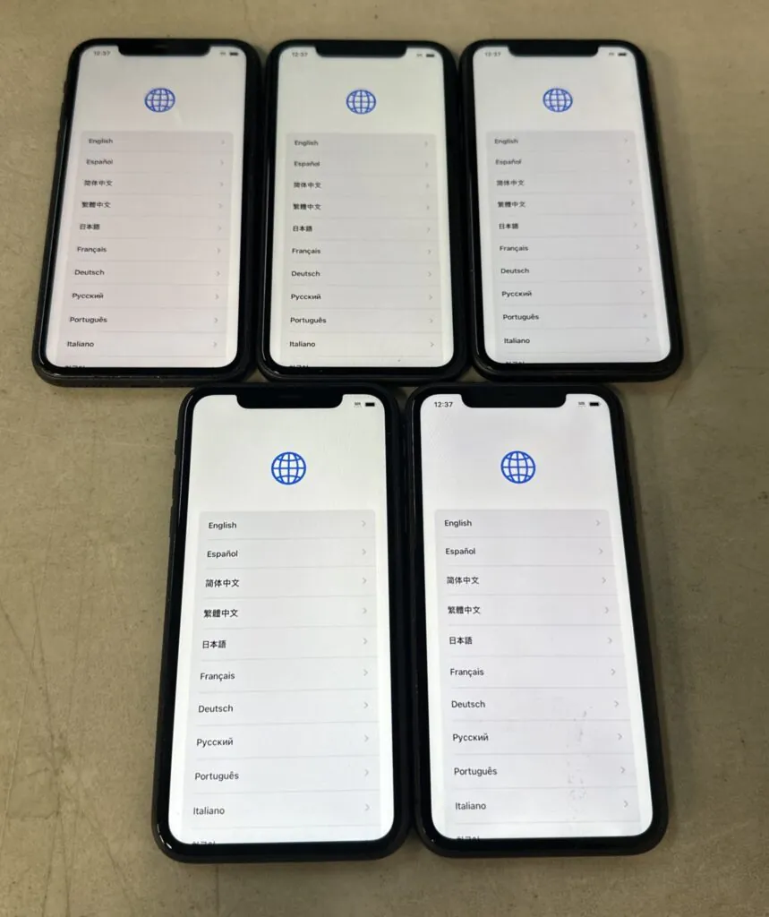 Apple iPhone 11  * Read*779*  5 phones