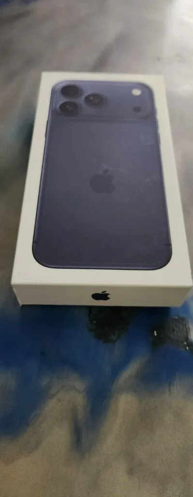Apple iPhone 17 Pro Max – 512 GB – Deep Blue (Unlocked)