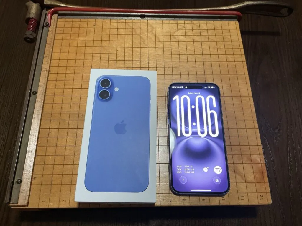 Apple iPhone 16 Plus 128GB Ultramarine Verizon