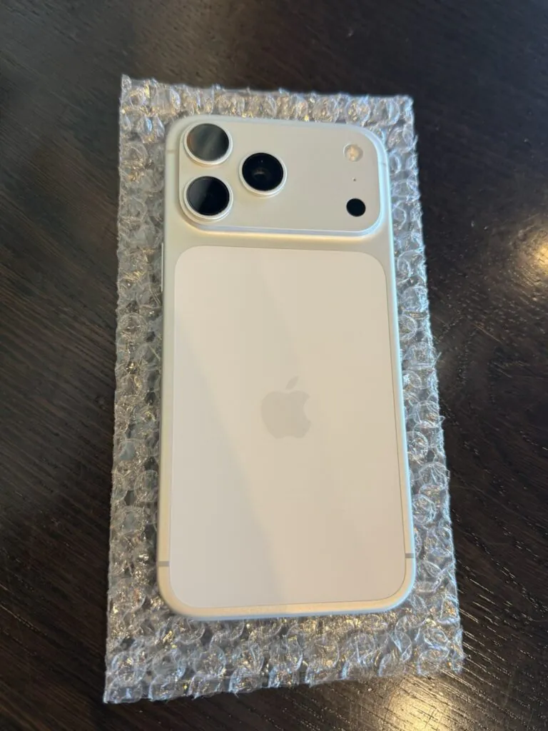 Apple iPhone 17 Pro Max 256gb AT&T Good Condition See IMEI Read Description