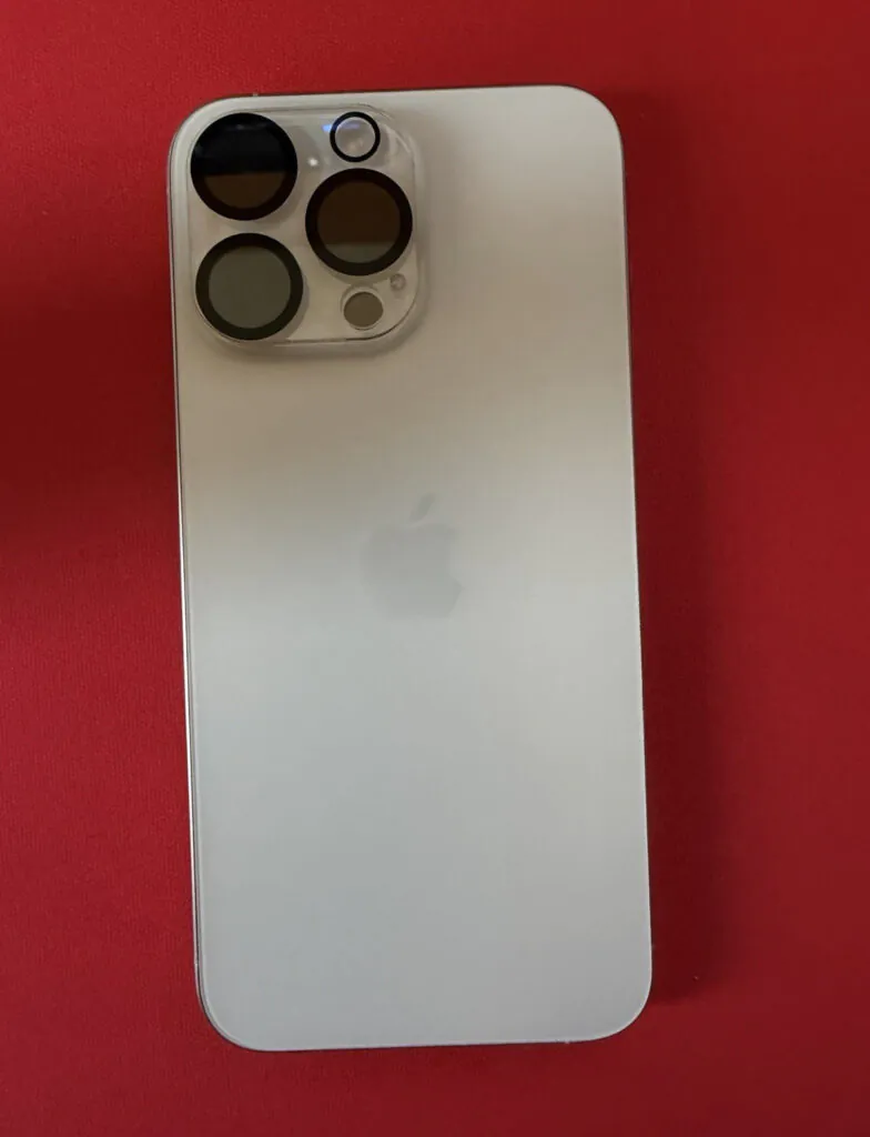 Apple iPhone 15 Pro Max – White Titanium (Very Good) 256GB
