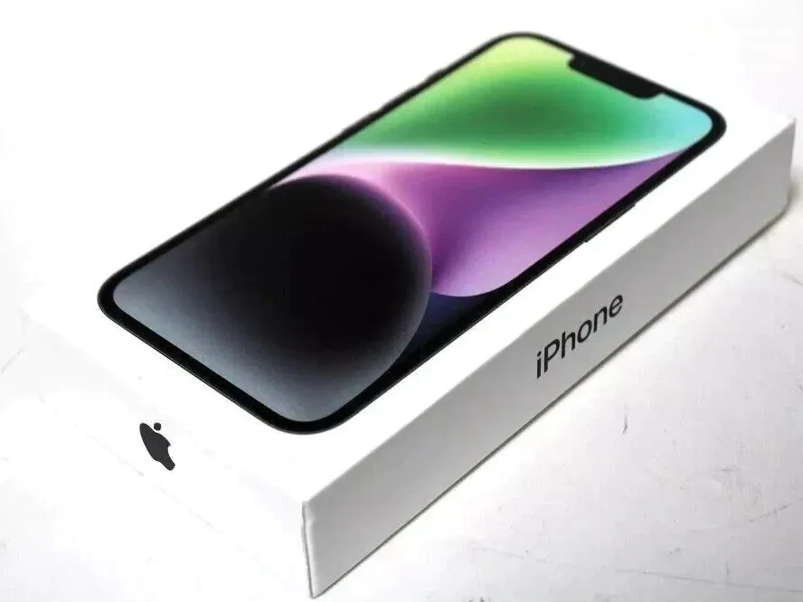 Apple iPhone 14  128 GB Midnight (Unlocked) 97% Original Batt RESEALED EXCELLENT