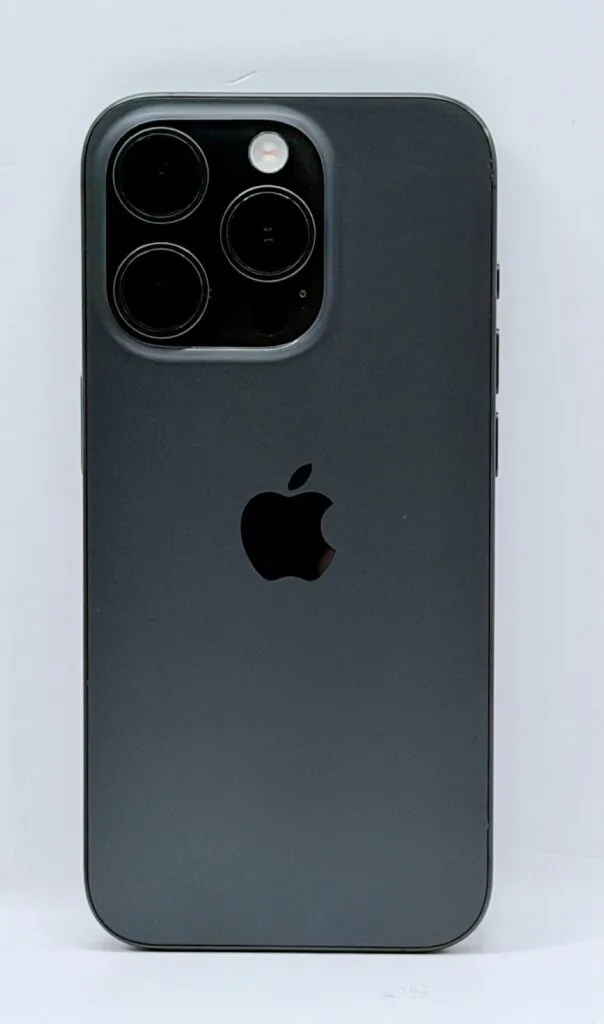 Apple iPhone 15 Pro 512GB Unlocked, Black Titanium – OB