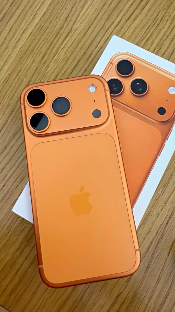 Apple iPhone 17 Pro Max 582 Orange Bar Smartphone In Box 20MP+ Camera