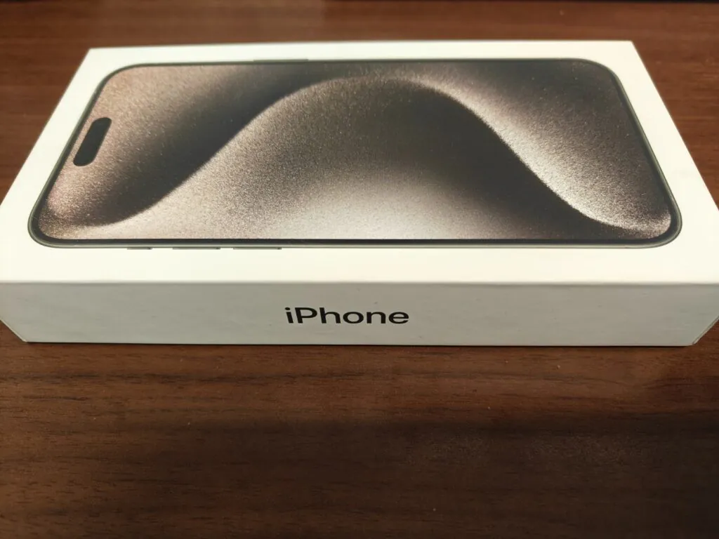 Apple iPhone 15 Pro Max – 256 GB – Natural Titanium (AT&T)