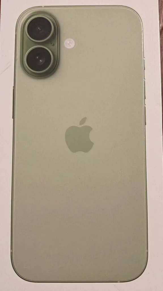 Apple iPhone 17 – 256 GB – Sage Green (AT&T) NEW IN BOX