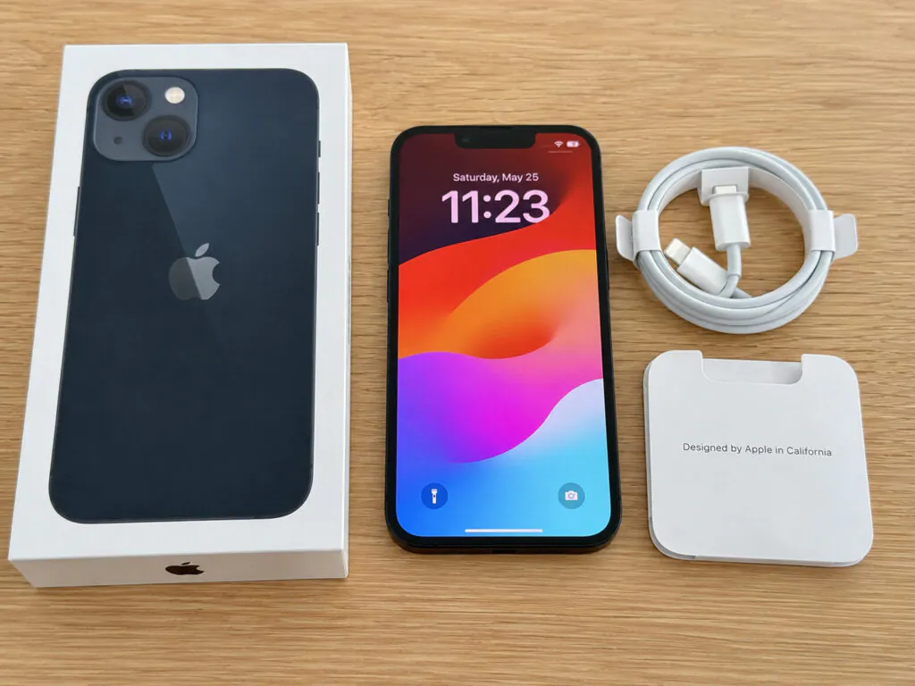 Apple iPhone 13 – 256 GB – Midnight (Unlocked)