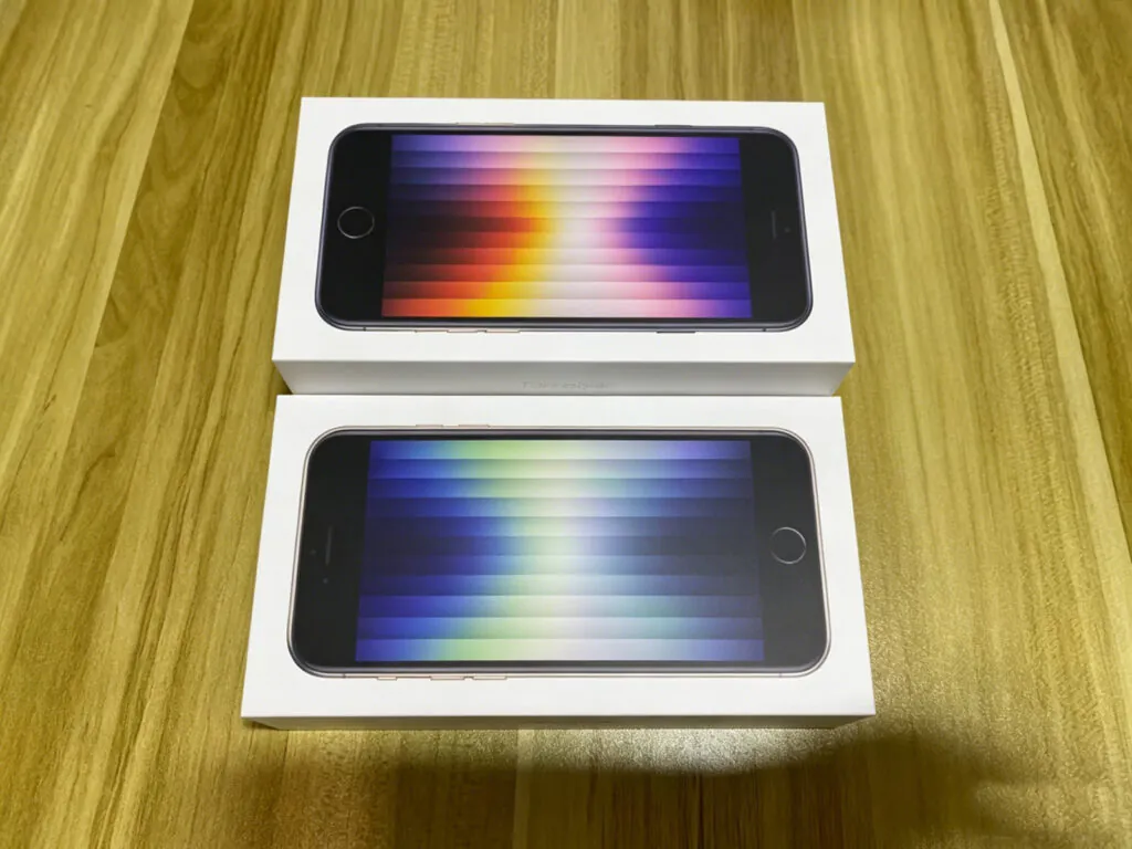 New Sealed Apple iPhone SE 3rd 5G 2022 64/128/256GB Factory UNLOCKED US SHIPPING