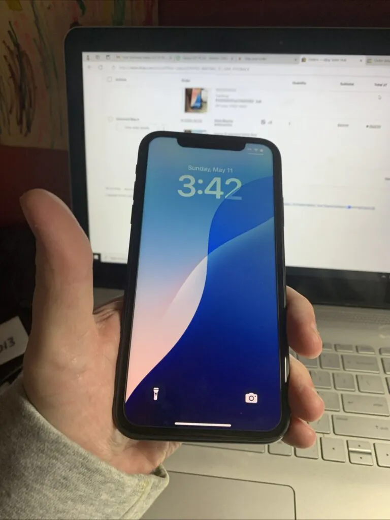 iphone 11 unlocked 64gb batt health 93