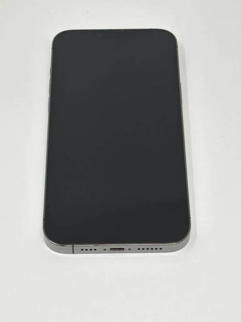 Apple iPhone 13 Pro Max 256GB Unlocked GSM Graphite A2484 MLKR3LL/A Very Good