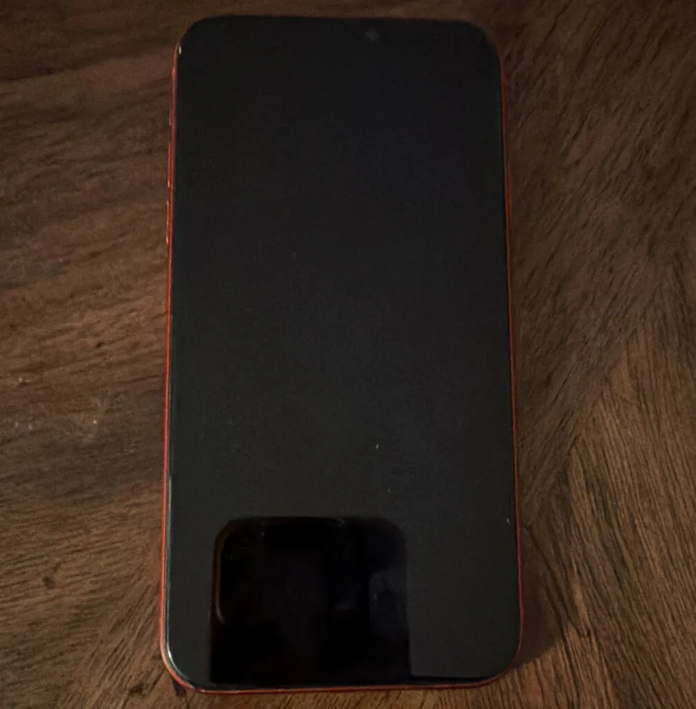 Apple iPhone 11 64GB Red Factory Unlocked MWJG2LL/A 12MP Camera