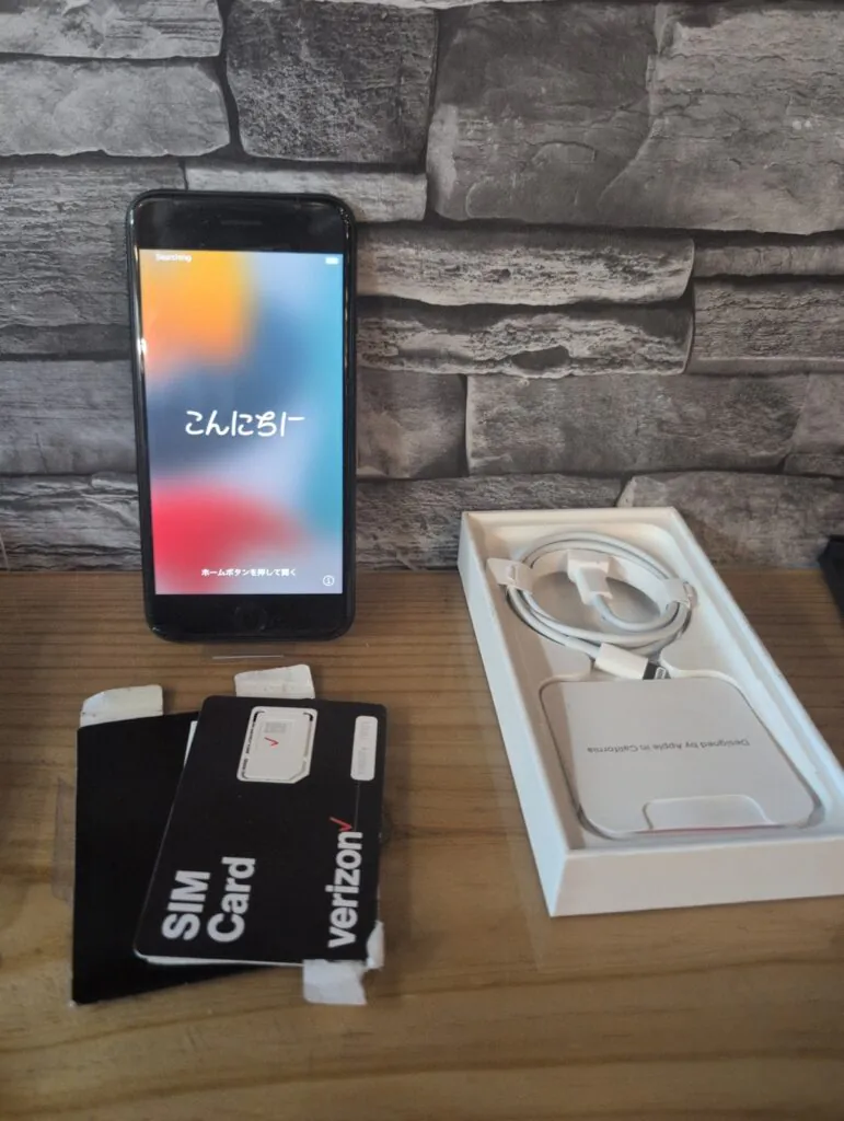 Apple iPhone SE (2020) – 64 GB – Black (Verizon)