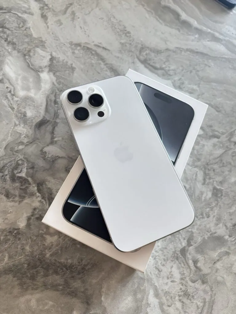 Apple iPhone 16 Pro Max 256GB White Titanium, Unlocked