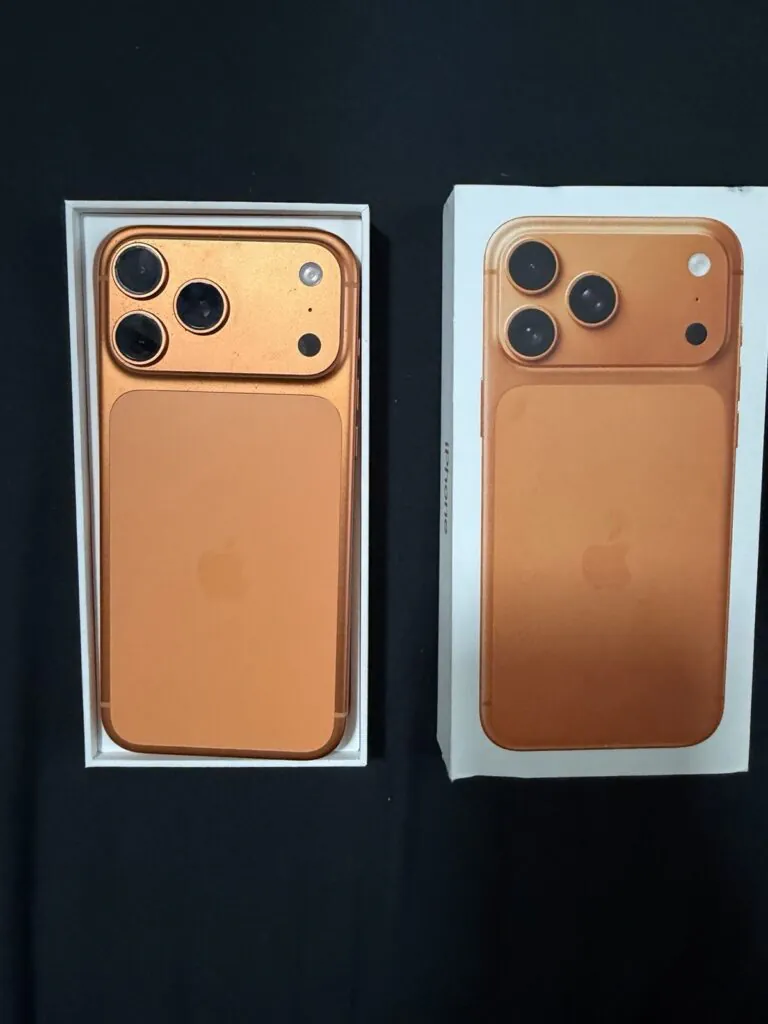 iPhone 17 Pro Max Cosmic Orange