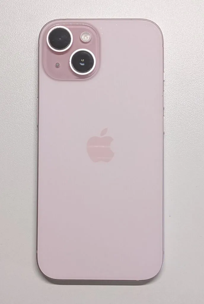 Apple iPhone 15 128GB Pink iOS 5G Bar Smartphone 12MP Camera Used