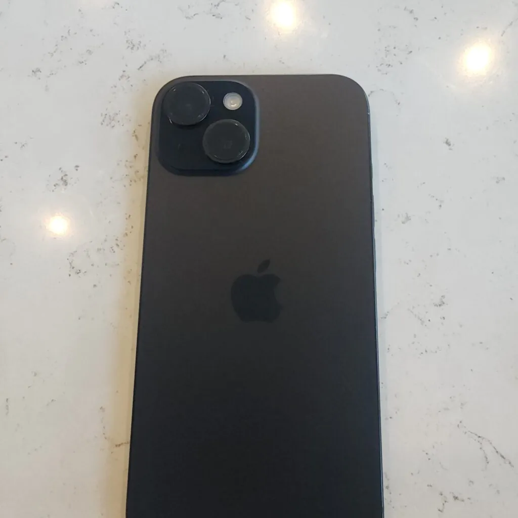 Apple iPhone 15 – 128 GB – Black (Spectrum) Esn Checks