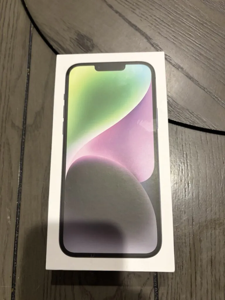 Apple iPhone 14 Plus 128GB Verizon locked, Midnight With Original Box.