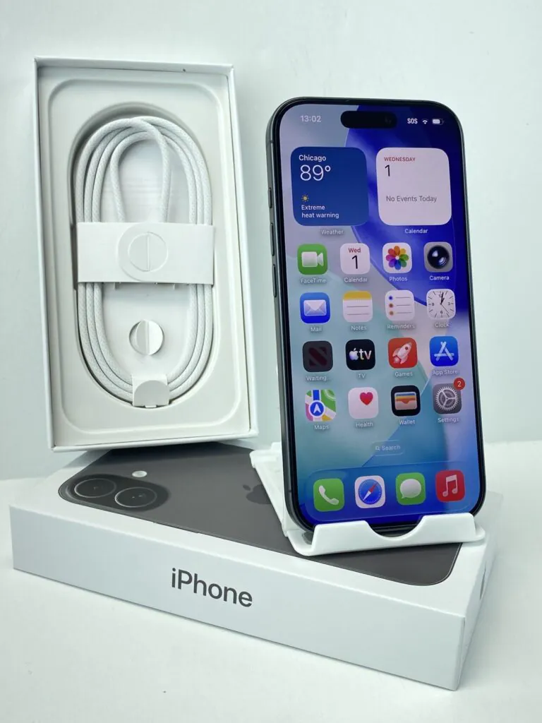 Apple iPhone 17 A3258 256GB Black Warranty Factory Unlocked Mint condition