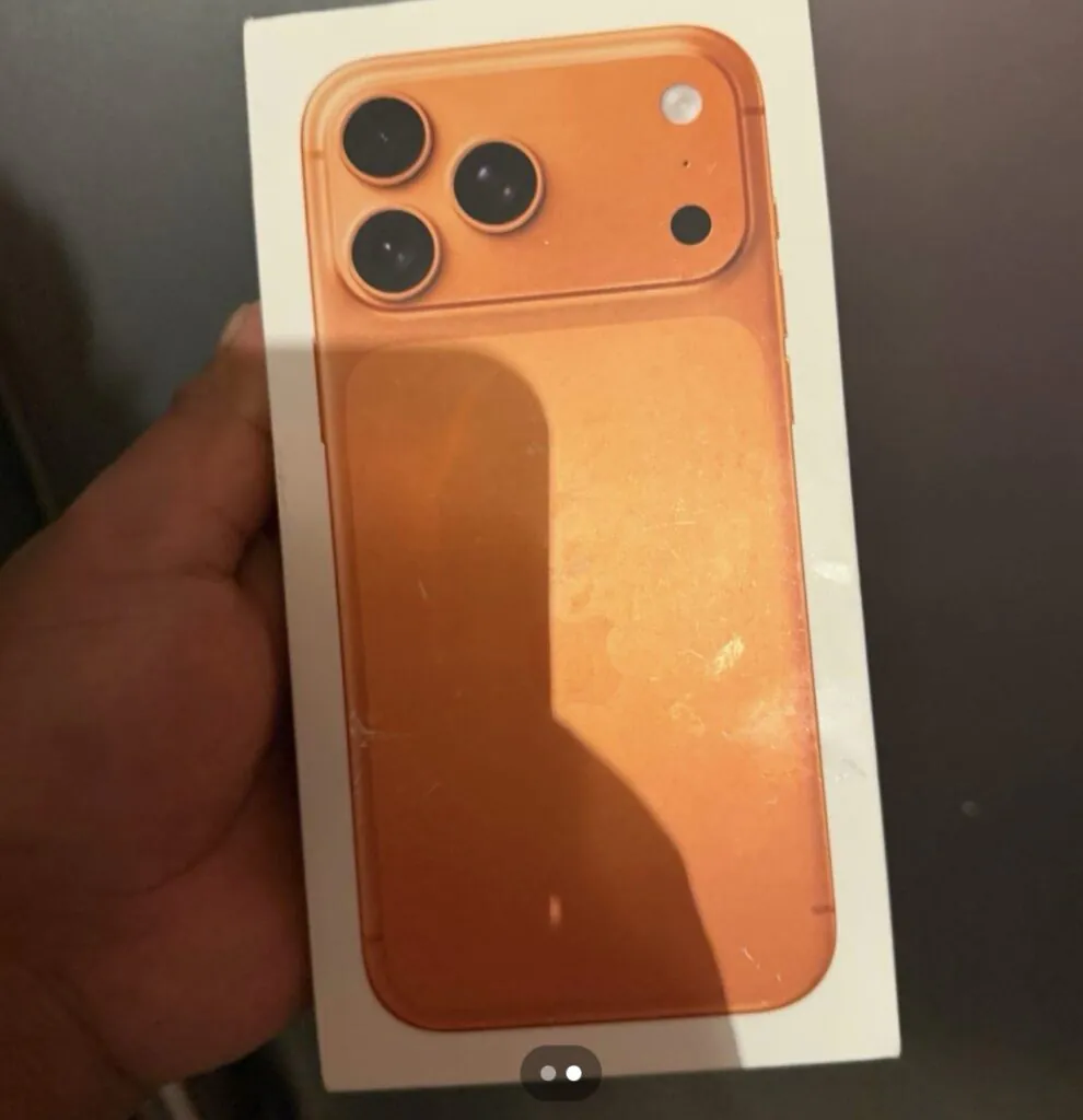 Apple iPhone 17 Pro Max 256GB Orange 5G AT&T eSIM A3257 MFXH4LL/A