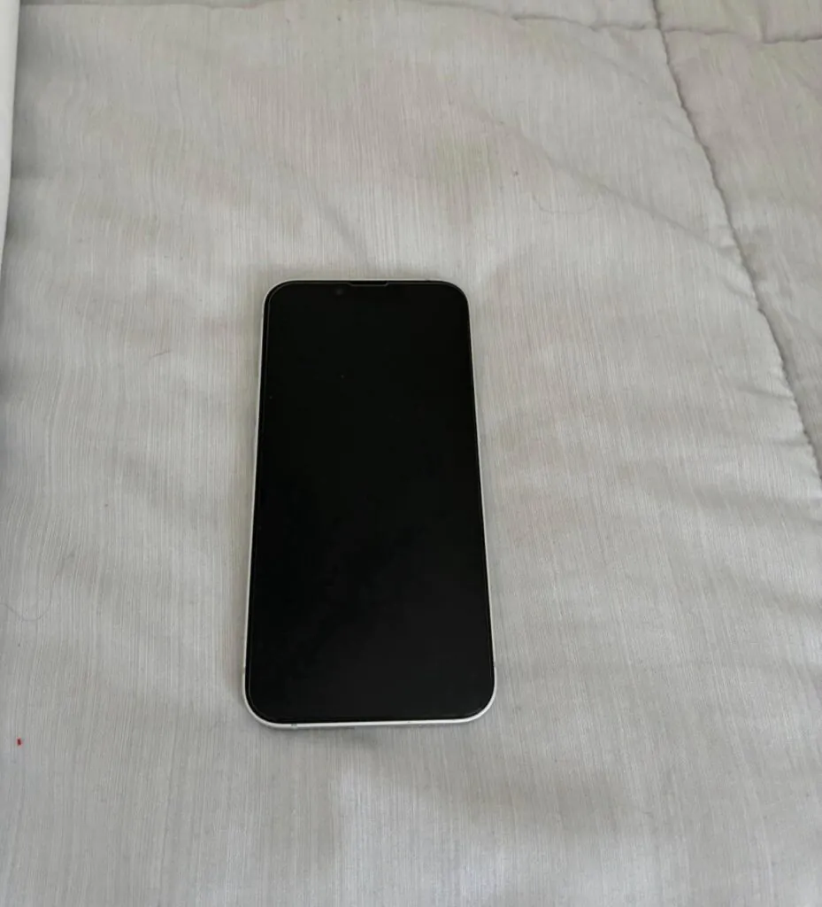 Apple iPhone 16e 256GB White Smartphone – Slate Style (Used) unlocked