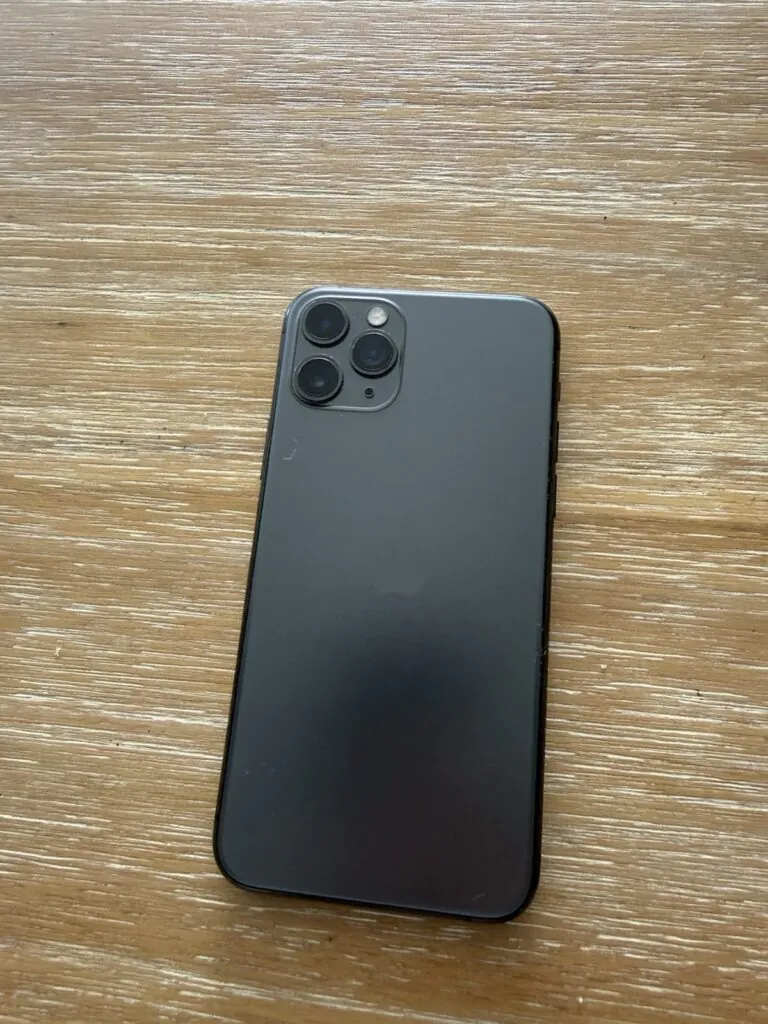 Apple iPhone 11 Pro 512GB Gray Factory Unlocked iOS eSIM Smartphone