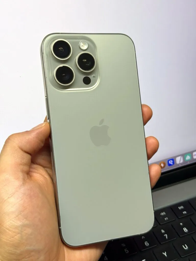 Apple iPhone 15 Pro Max 256GB Factory Unlocked Natural Titanium #24785
