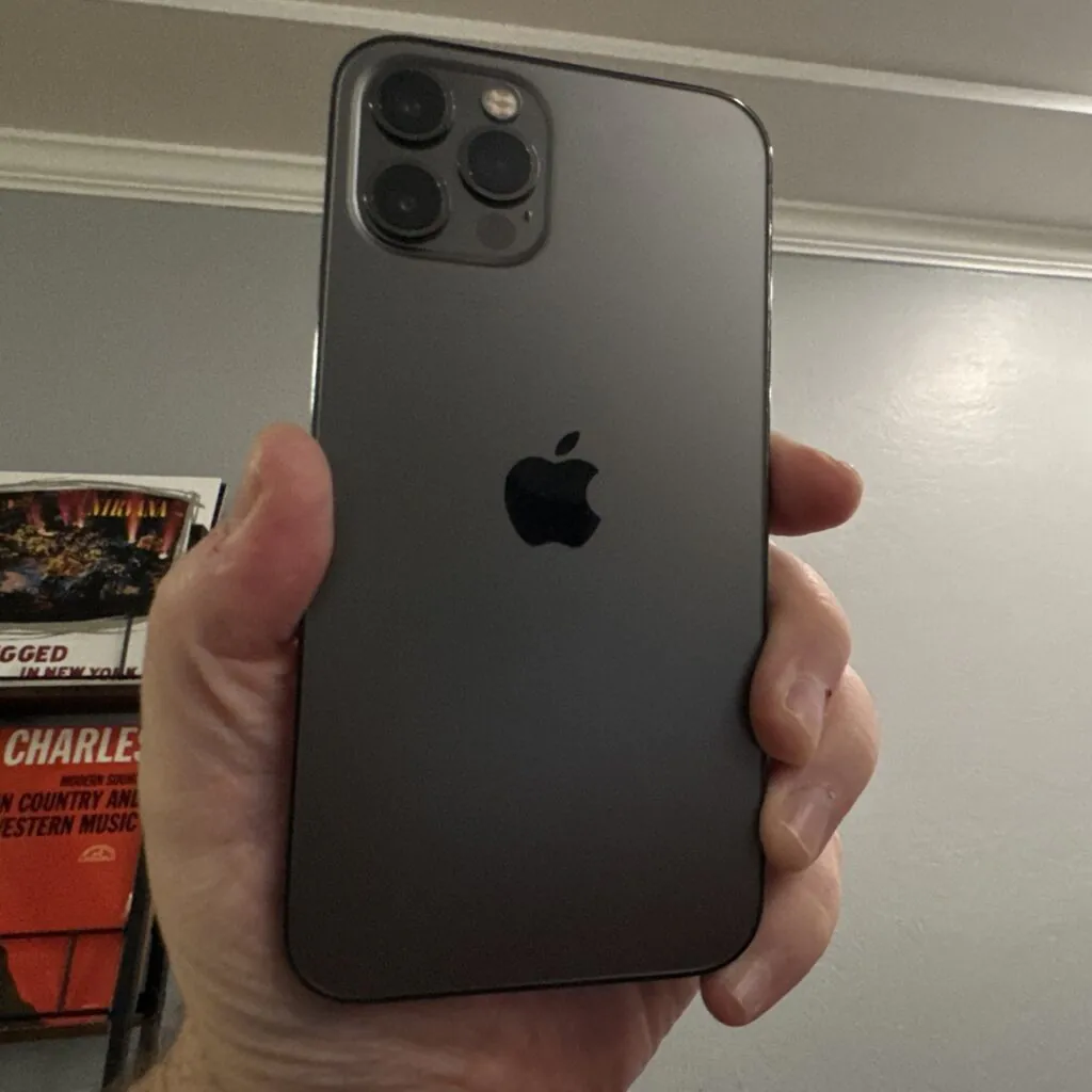 iPhone 12 Pro 256GB – Unlocked/Verizon – MGK53LL/A – Read Description