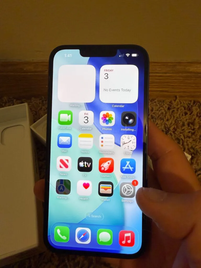 Apple iPhone 13 Gen 128GB A2482 Verizon MLA233LL/A with orignal box