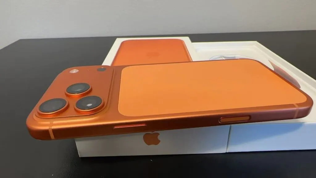 Apple iPhone 17 Pro Max – 256 GB – Cosmic Orange (Verizon)