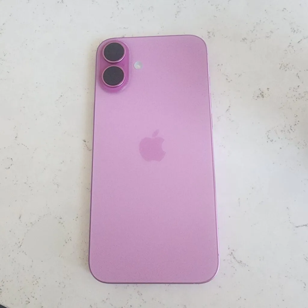 Apple iPhone 16 Plus – 128 GB – Pink (Spectrum) (2 Cycles)  Esn Checks