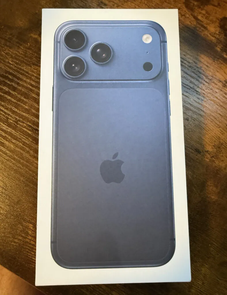 Apple iPhone 17 Pro Max 256GB Blue Unlocked 6.9″ iOS Face ID (A3257)
